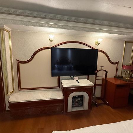 טאיפיי Happiness Hotel מראה חיצוני תמונה